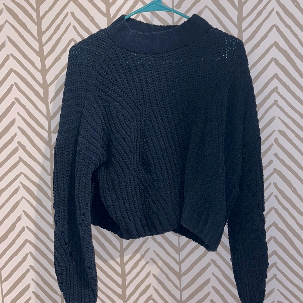 Cropped sweater